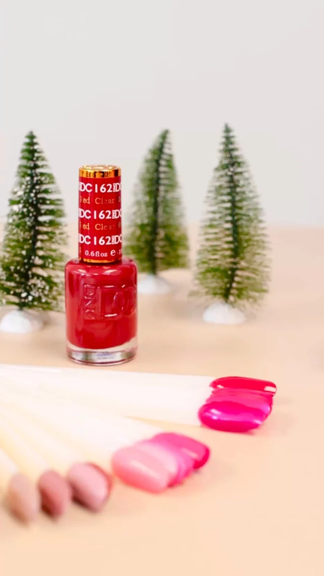 The holidays move fast… but a manicure is one quiet moment that’s just for you ❤️✨

Before the gatherings, the photos, and the hustle, treat your hands to something fresh and polished 💅✨

#SpaLumina